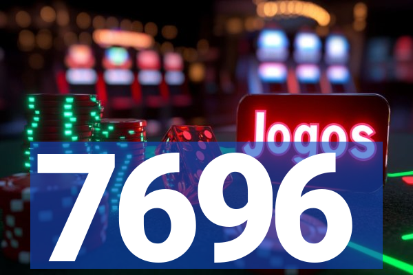 7696